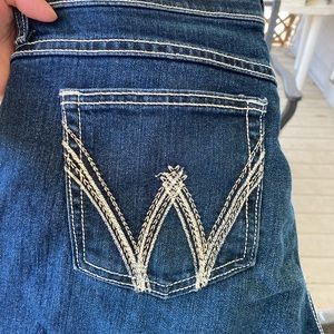 Wrangler Q Baby 11/12 34